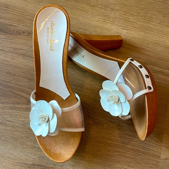 Charles David Shoes - * Charles David Flower Detail Open Toe Wooden Heels Size 9 (Best fit 8.5/9)